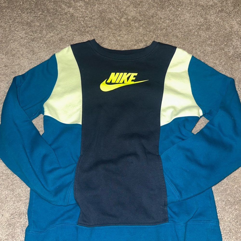 Nike sweater